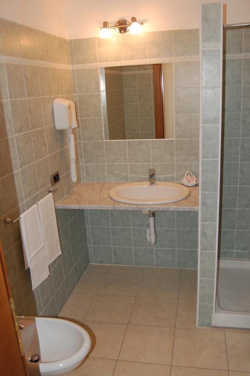 Albergo Romana Capoliveri  Buitenkant foto