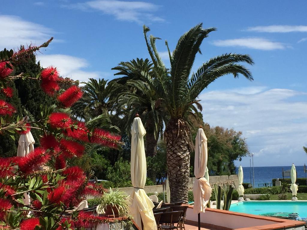 Albergo Romana Capoliveri  Buitenkant foto
